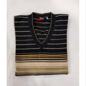 Men's sweater